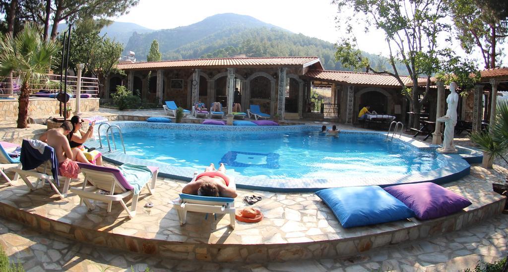 Atillas Getaway Selçuk Luaran gambar