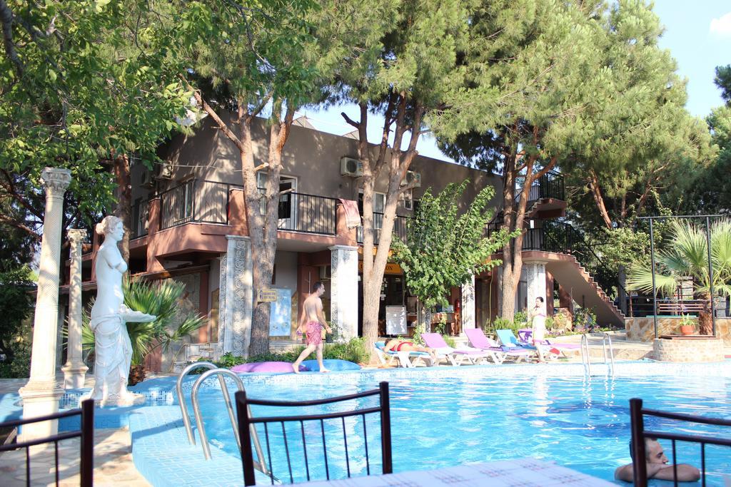 Atillas Getaway Selçuk Luaran gambar
